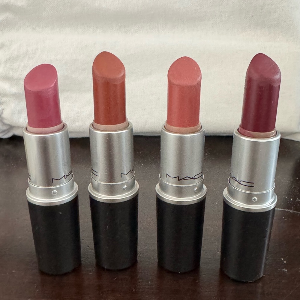MAC lipstick bundle